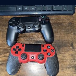 2 PS4 Controllers
