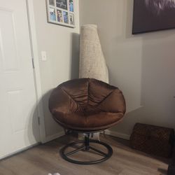 Black Metal Framed Circle Chair