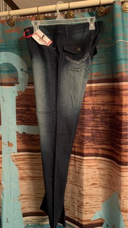 Size 9 Stright Leg blue Jeans. By Lady Kathy
