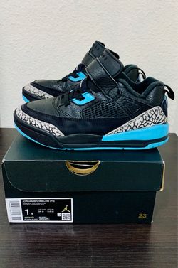 Jordan Kids Sneakers Black Teal Cement ( size 1Y)