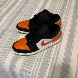 Nike Men’s Dunk Low Retro