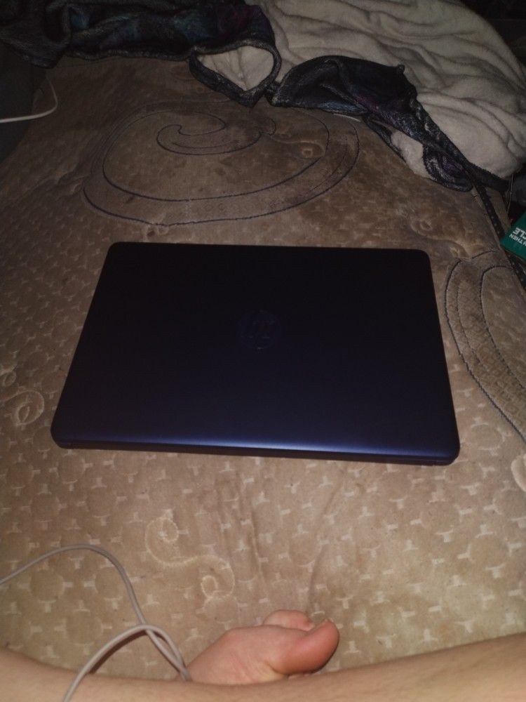 Laptop 