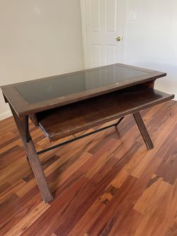 Computer Dest