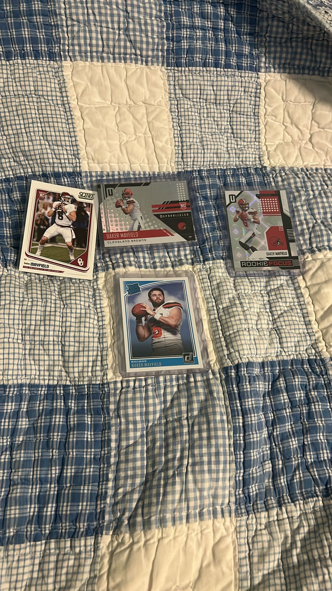 Lot of Baker Mayfield rookie cards.