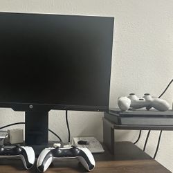 Ps5/ Monitor/ Turtlebeach Headset