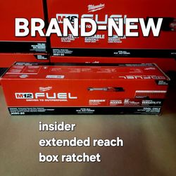 Milwaukee
M12 FUEL INSIDER 12V Lithium-Ion Brushless Cordless 1/4 in. - 3/8 in. Extended Reach Box Ratchet (Tool-Only)