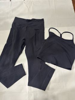 Gray Workout Set Leggings and Crop Top
