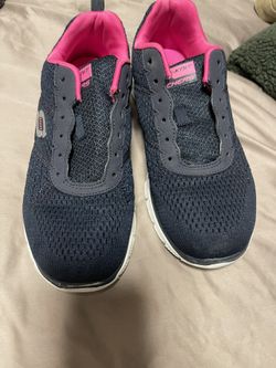 Sketchers Women 8.5