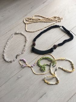 Necklace/shells, beaded necklaces