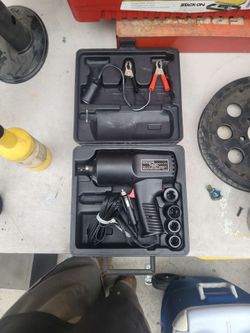 Chicago Electric 12V 1/2" Impact Wrench Kit - Complete in Case