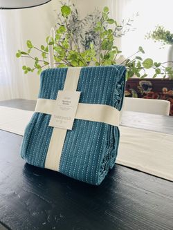 Threshold Blue Blanket -full/queen 