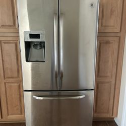 GE refrigerator ADORA 38 cu.ft French Door with Ice Maker 