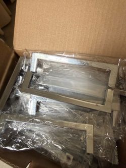 Cabinet handles