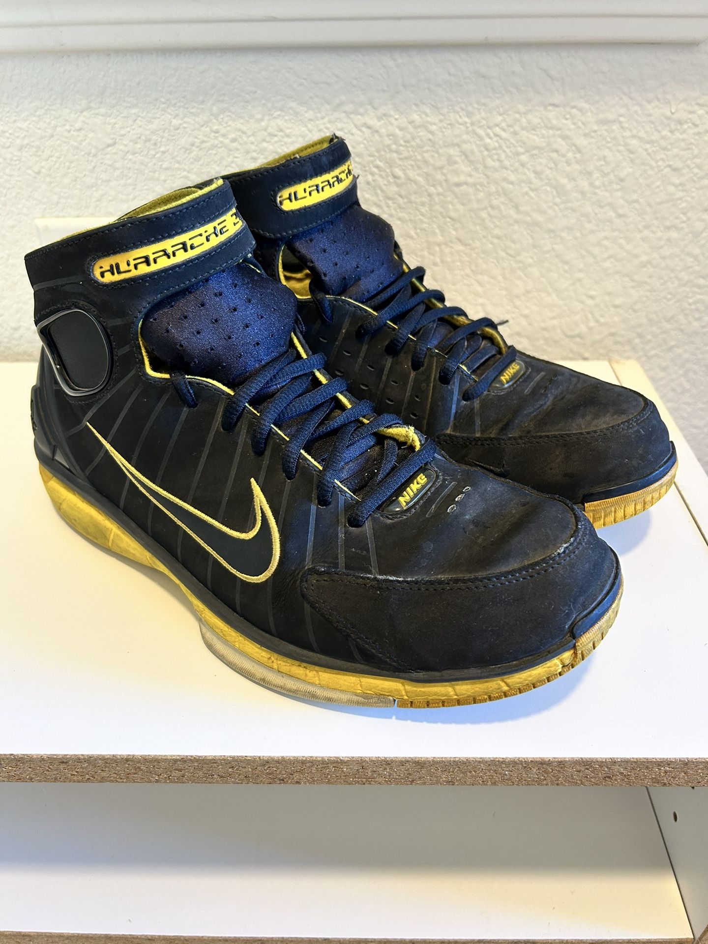 Nike Air Zoom Huarache 2K4 Black Maize