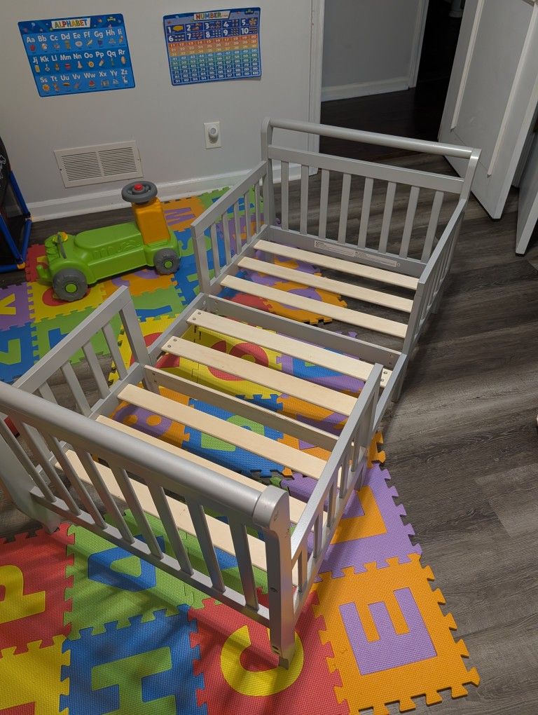 Toddler Bed 