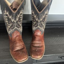 Cowboy Boots Size 5