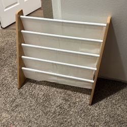 Bookshelf 