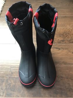 Boys snow boots