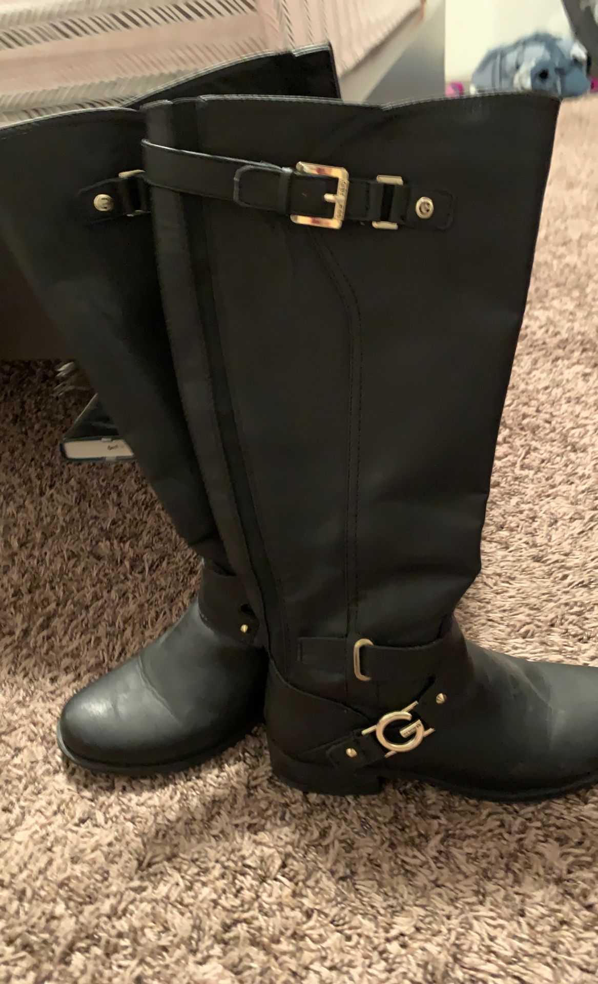 Black boots by guess