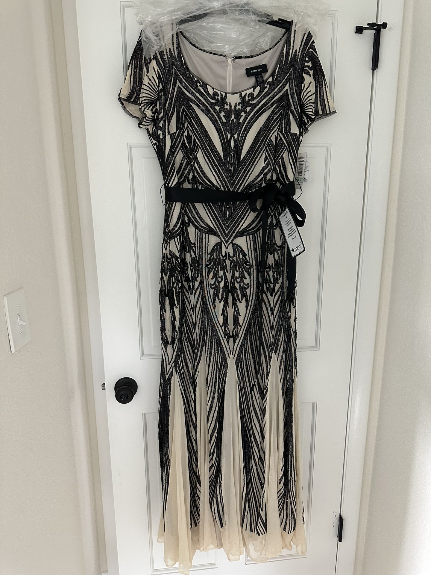 Formal Dress For Women Size 8 R&M Richards