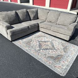 Comfy Nice Gray Sectional Couch 🔥🔥