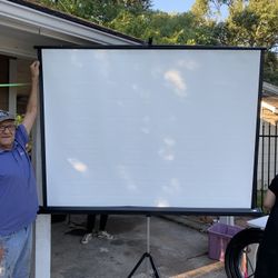 Projector Screen