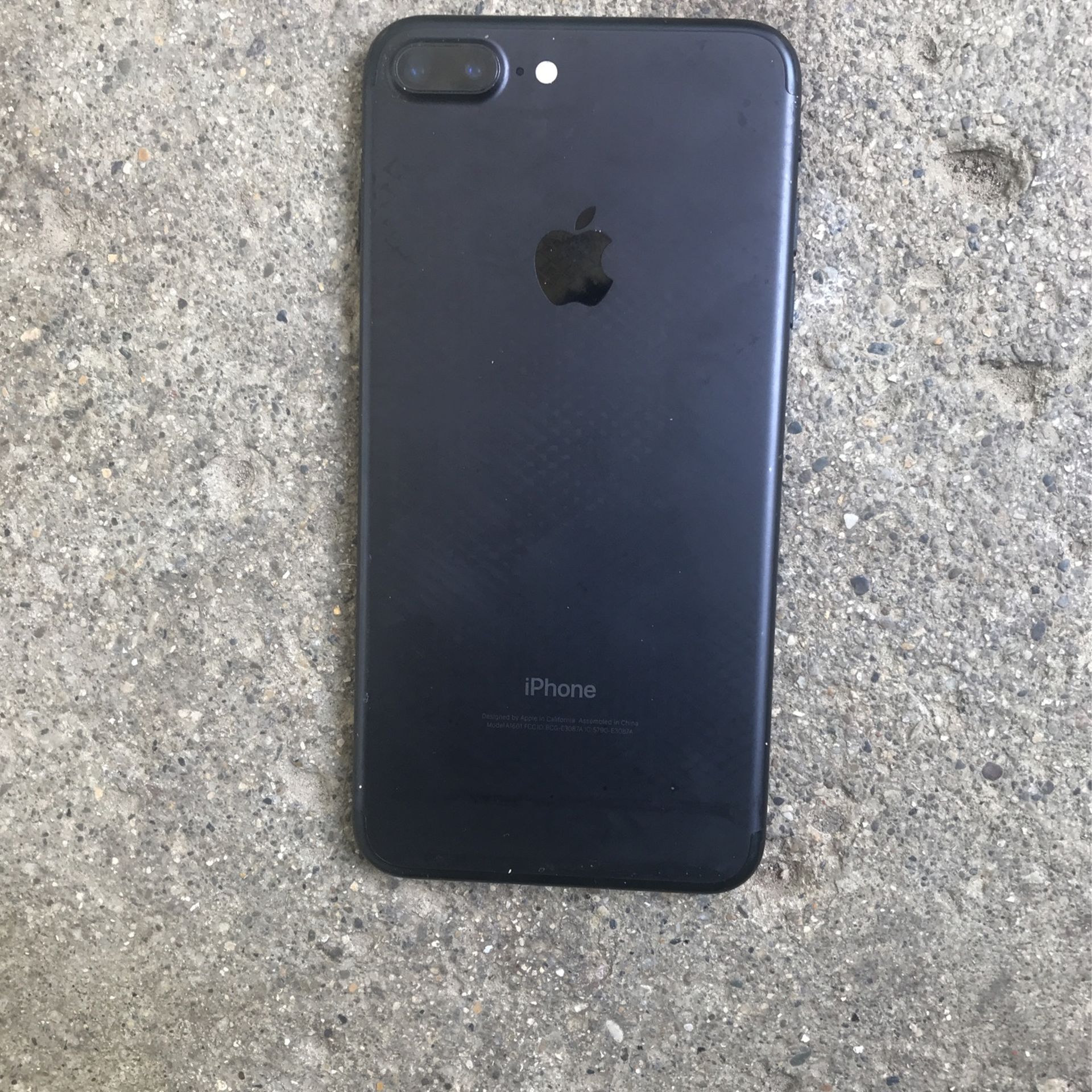 iPhone 7+ (Cash Only)