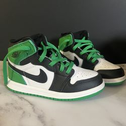 Size 9c Toddler Jordan 1 shoes