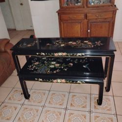2 Tables