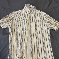 2 Pieces Button Up Shirts