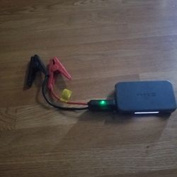Portable Battery Charger Works Good Fully  Charge 50 Dollars 