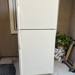 Refrigerator In Good Working Condition 