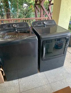 GE WASHER AND DRYER