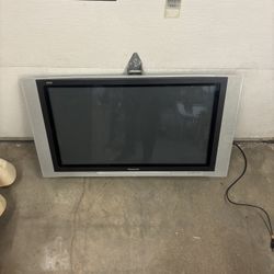 37” Panasonic Plasma TV