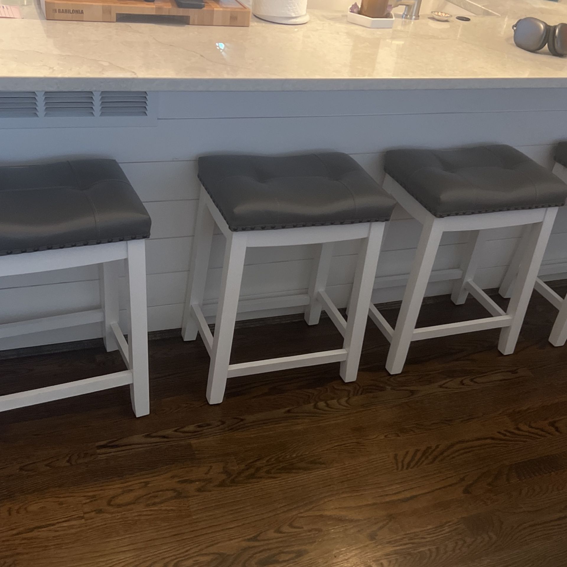 4 Counter Height Barstools