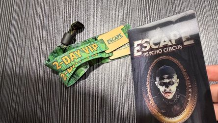 Escape halloween 2 day VIP