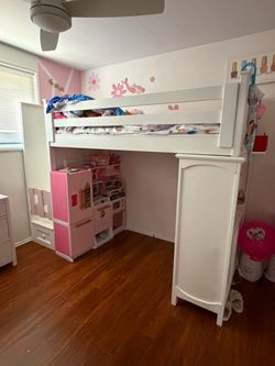 Twin loft