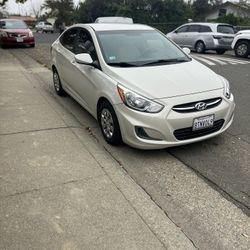 2016 Hyundai Accent