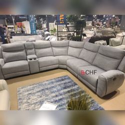 Living Room Reclining Sectional Couch  - Limited Time Offer 
