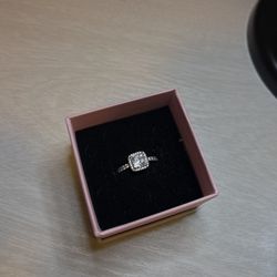 Pandora Ring