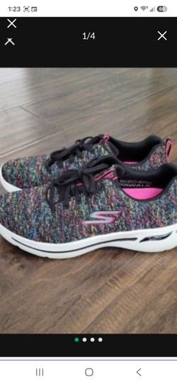 Skechers Size 7