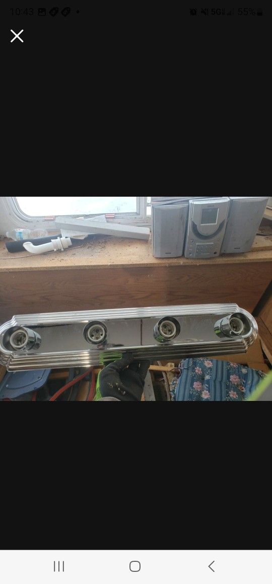 Bathroom Vanity Light