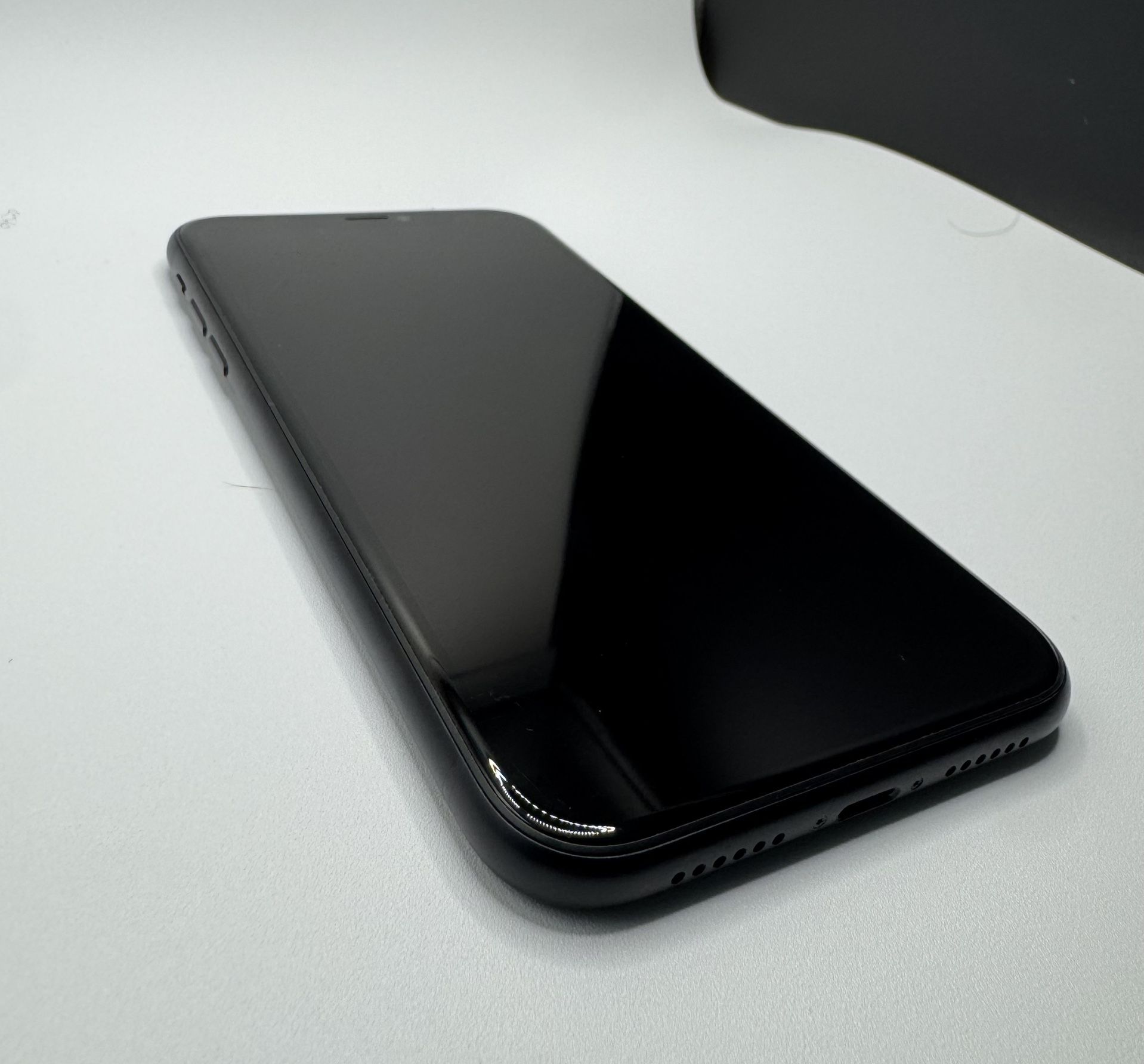 iPhone XR 64GB – Unlocked | Great Condition | Ready to Use