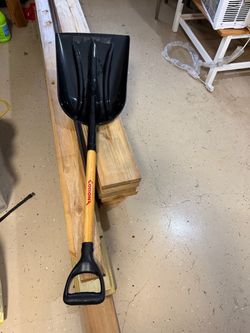 Corona #12 plastic western scoop Shovel 48’ft 30