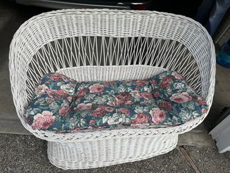 5 Piece Collection White Wicker Furniture