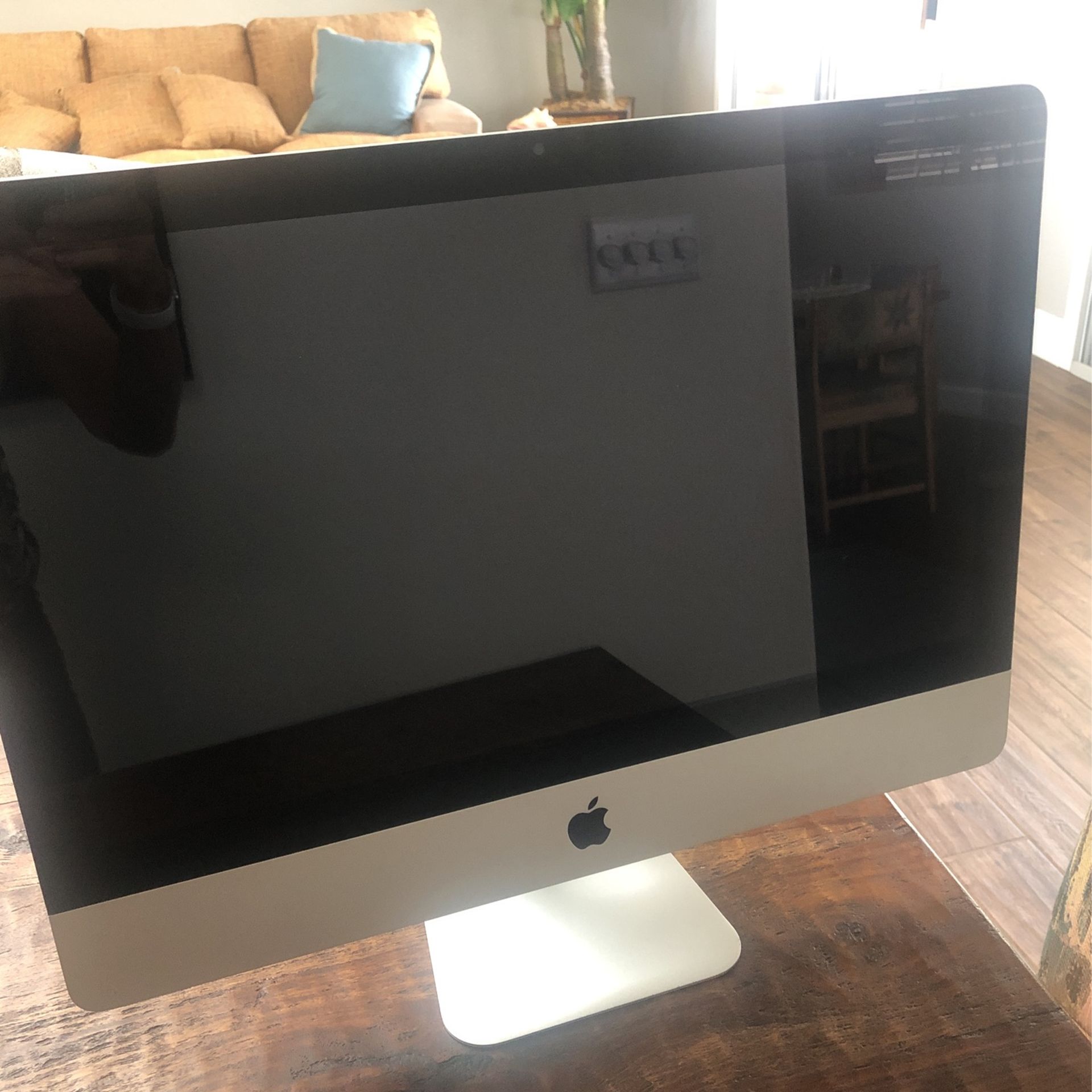 Apple Monitor