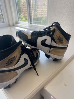 Nike Jordan 1's mid Youth Cleats 4.5Y
