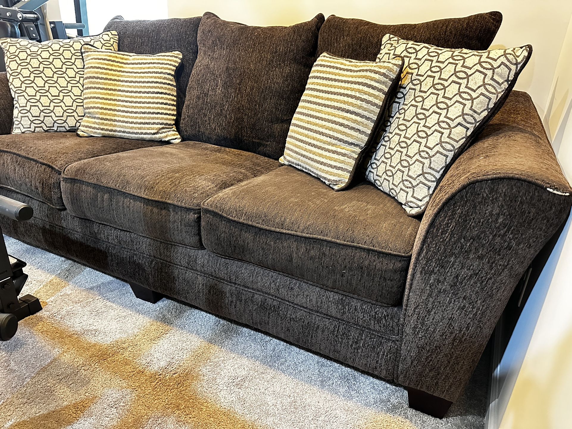 Sofa & Loveseat
