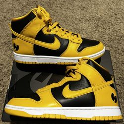 Nike Wu-Tang Dunks Men’s Size 9