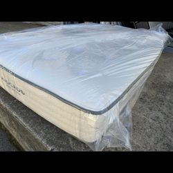 Brand New Twin Size Organic Avocado Green Mattress! 